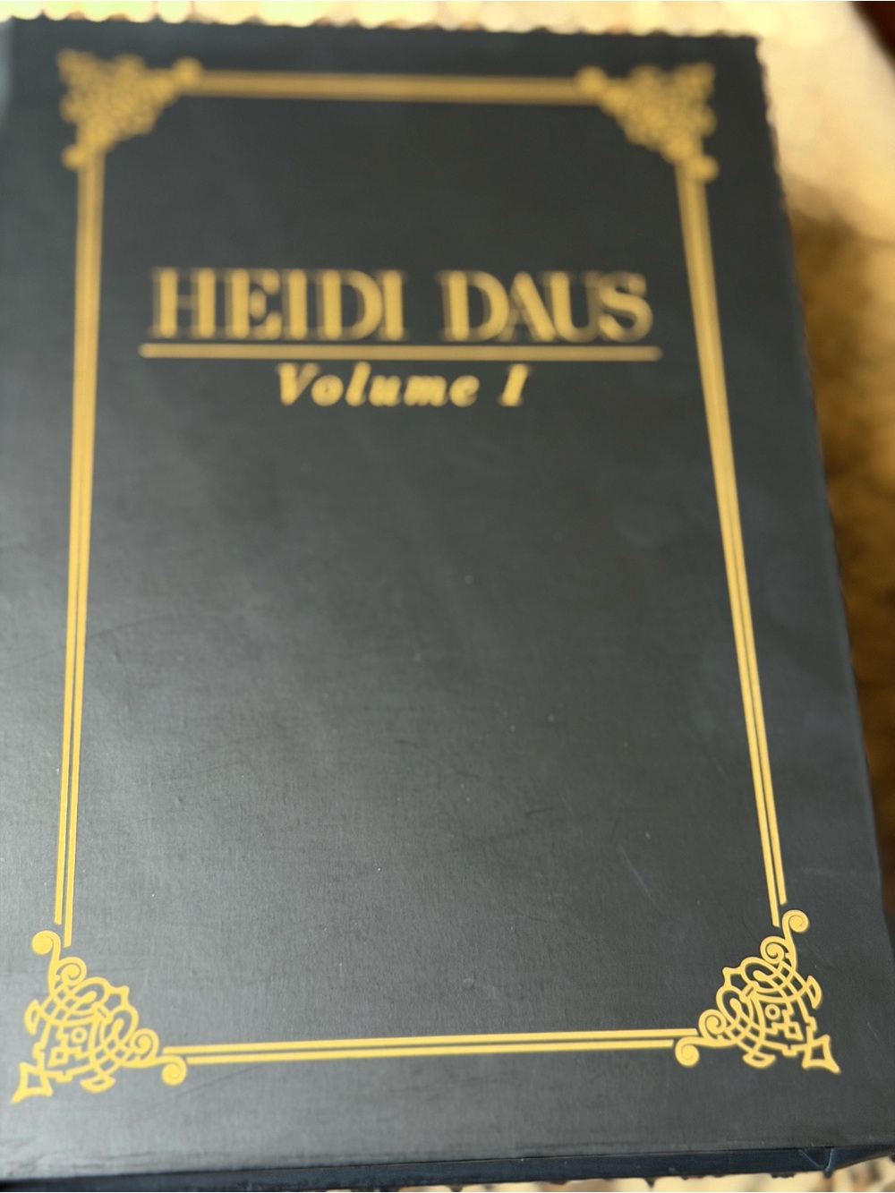New Heidi Daus Limited Edition 3 Piece Safari Chic Brooch Collection